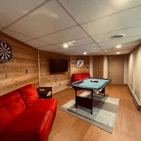 Cabin With Treehouse Views, 3 King Beds, 4 Bunks, And Large Hot Tub! Gatlinburg Kültér fotó